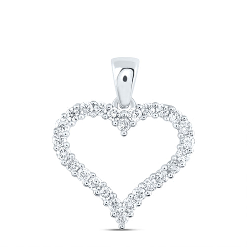 Colgante de corazón con diamantes de 14 quilates