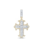 Colgante de cruz de talla baguette con diamantes de 10 quilates