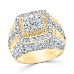 Anillo de diamantes en racimo de 14 quilates