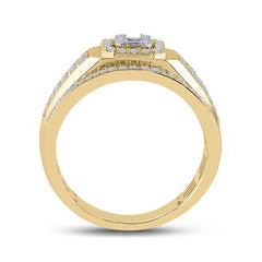 Anillo de diamantes cuadrados en talla baguette de 14 quilates